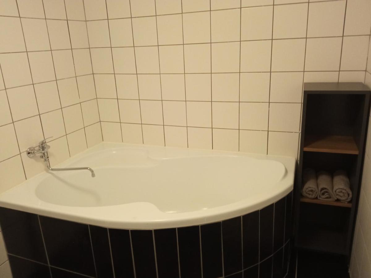 Apartman Hulin, Chrastany エクステリア 写真